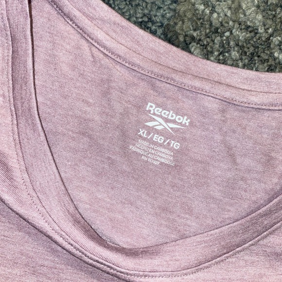 Reebok Glow Vector Crop Tee Purple Short Sleeve Activewear Shirt NEW XL - Picture 2 of 4